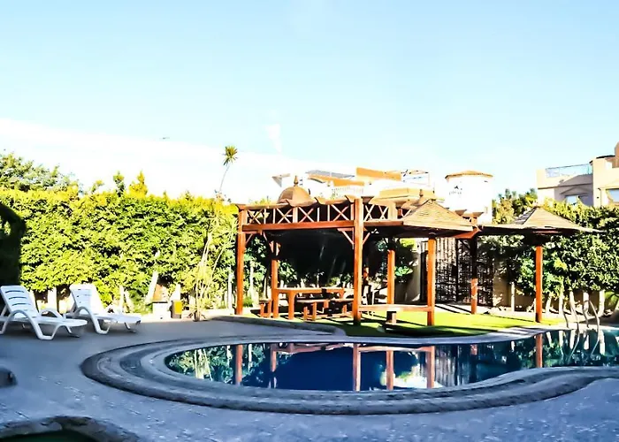 فندق مبيت وإفطار Zahra Club